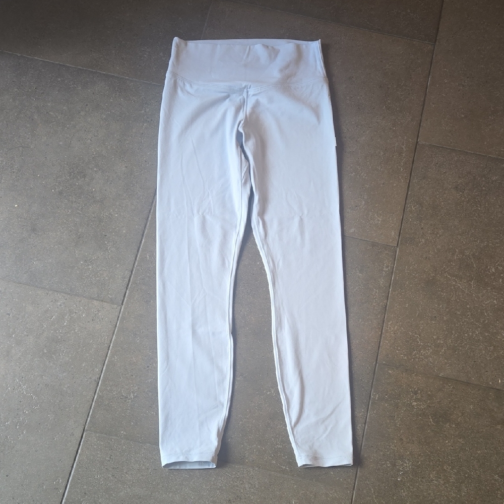 Vuori Women's Leggings in Light Gray